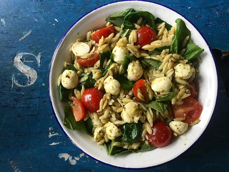 Orzosalade caprese